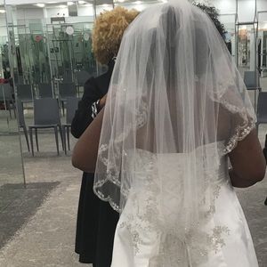 Wedding Veil with swarovski crystals